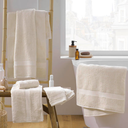 Douceur d'Intérieur, Elegance Sand Hand Towel 50 x 90 cm 100% Cotton Plain