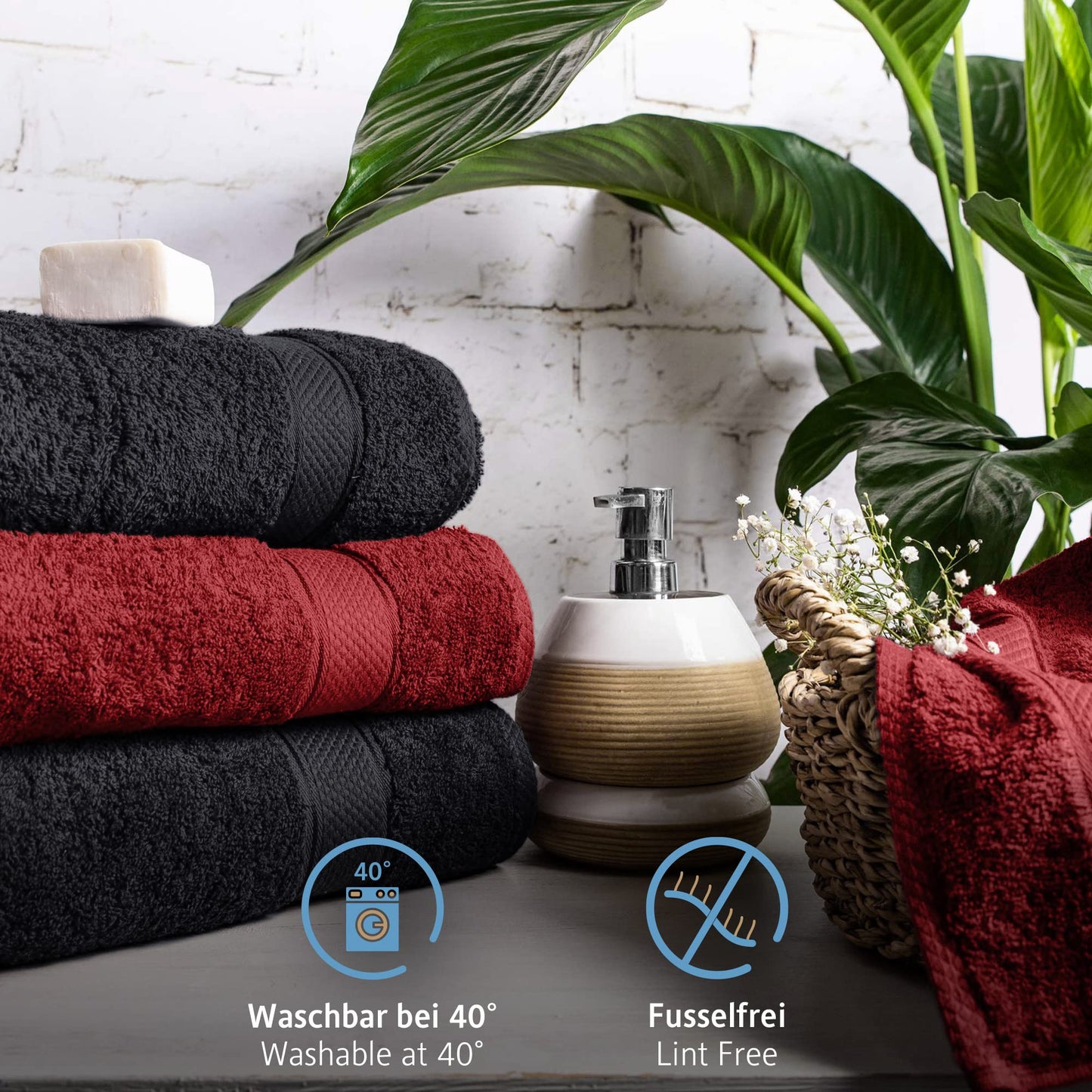 Komfortec Set of 4 Bath Towels 70 x 140 cm