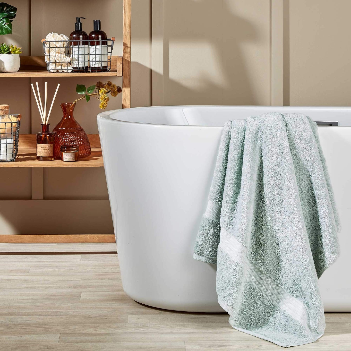 Christy Renaissance 2 Bath Sheets Set | Eggshell | 100% Egyptian Cotton Pile | Luxuriously Soft and Super Absorbent | 675 GSM