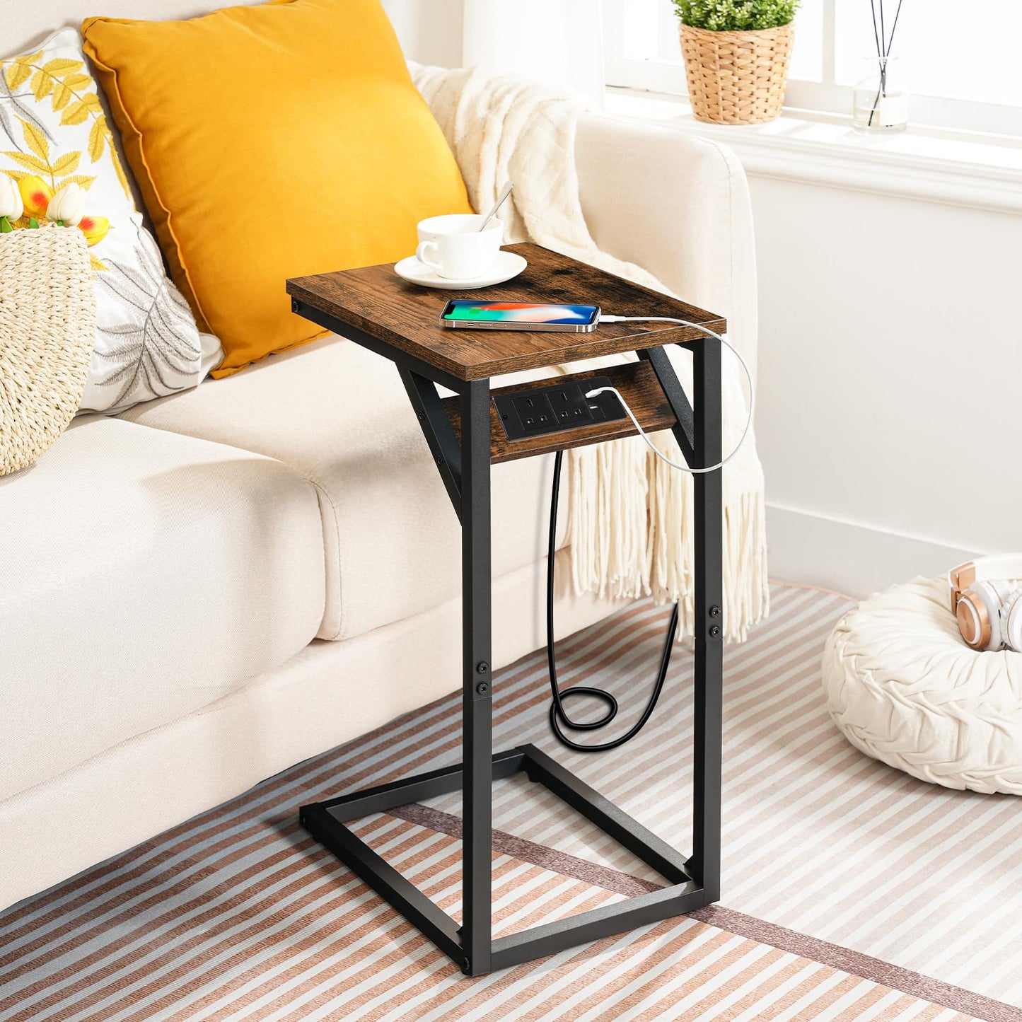HOOBRO C Shaped Side Table, Sofa Table with Charging Station, Laptop Table for Sofa, 2 USB Ports 2 AC Outlets, Narrow Bedside Table with Power, Living