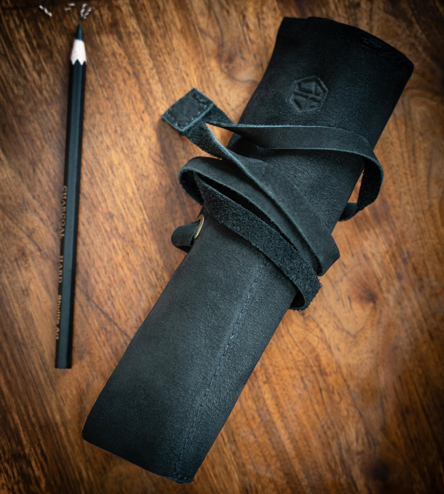 Angus Stoke Leather Roll Bag (Black) - Handmade Leather Case for Pens, Brushes and Accessories, 4 Compartments, Leonardo