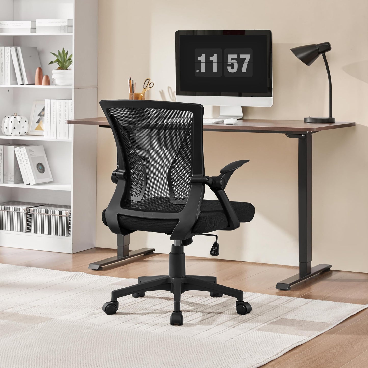 Yaheetech Ergonomic Office Chair, Swivel Desk Chair with Flip-up Armrests
