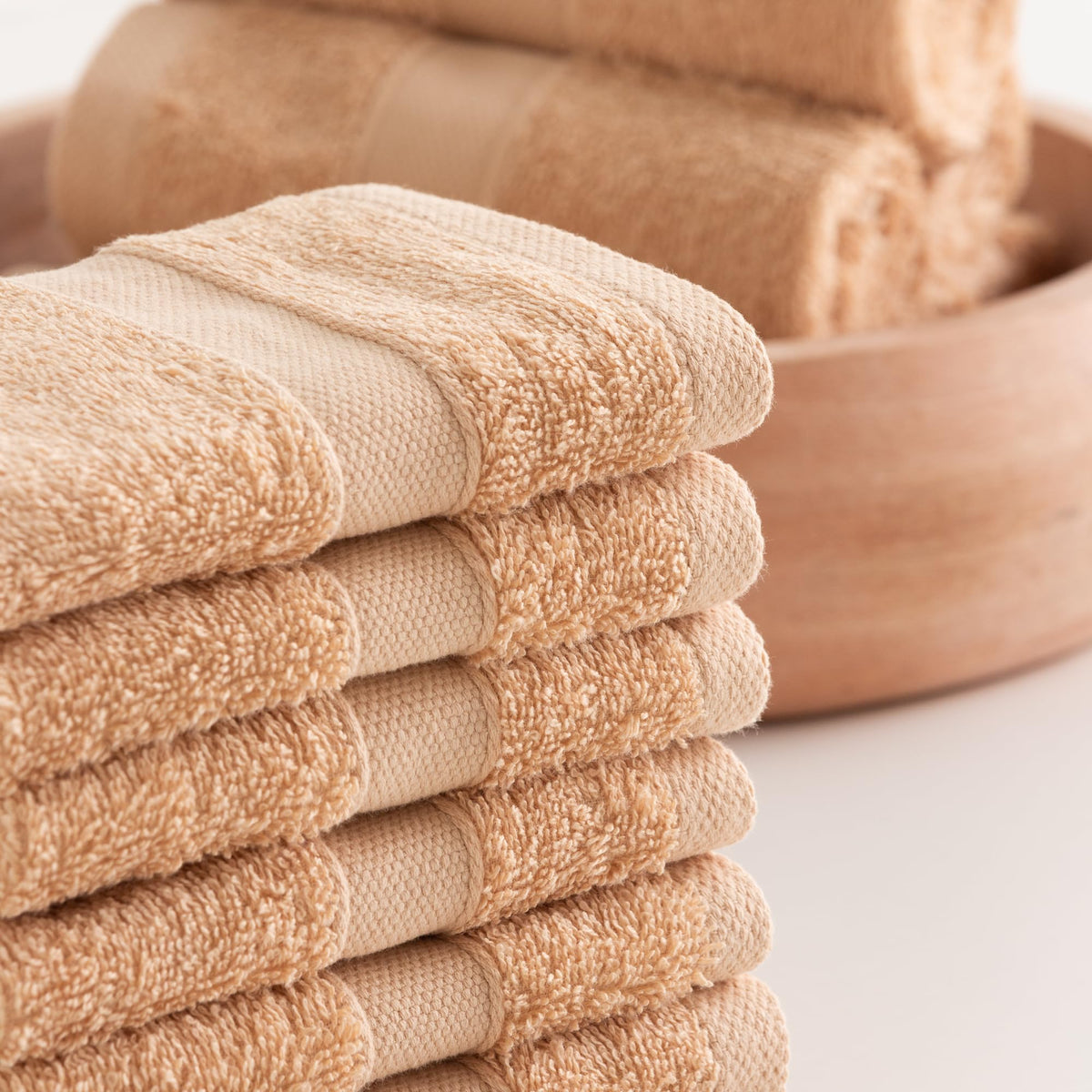 Todocama - Set of 12 Hand Towels 30 x 30 cm 100% Soft and Absorbent Cotton, 550 gsm Premium, Beige