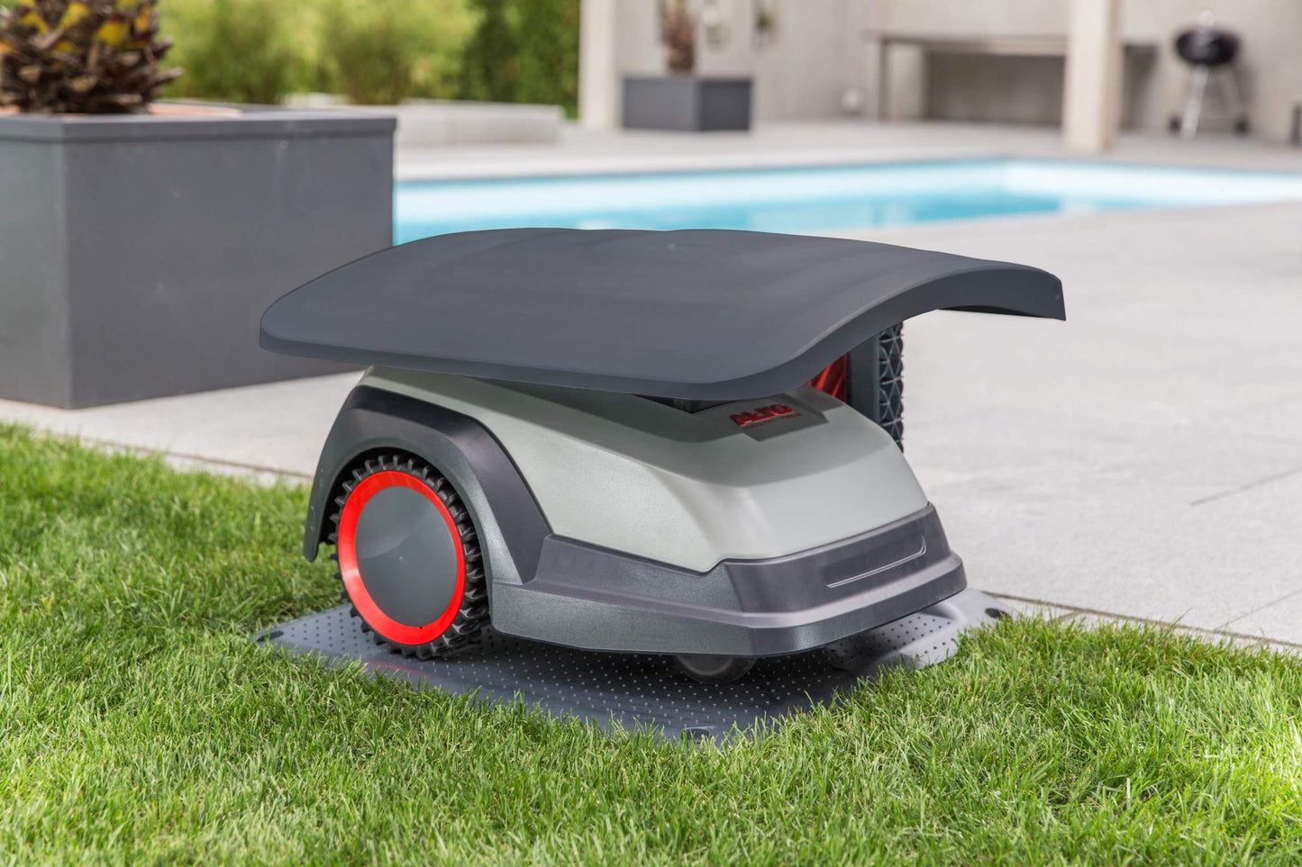 AL-KO Robotic Lawnmower Garage, Practical Folding Mechanism, Protects Against The Weather, Made of UV-Resistant Plastic