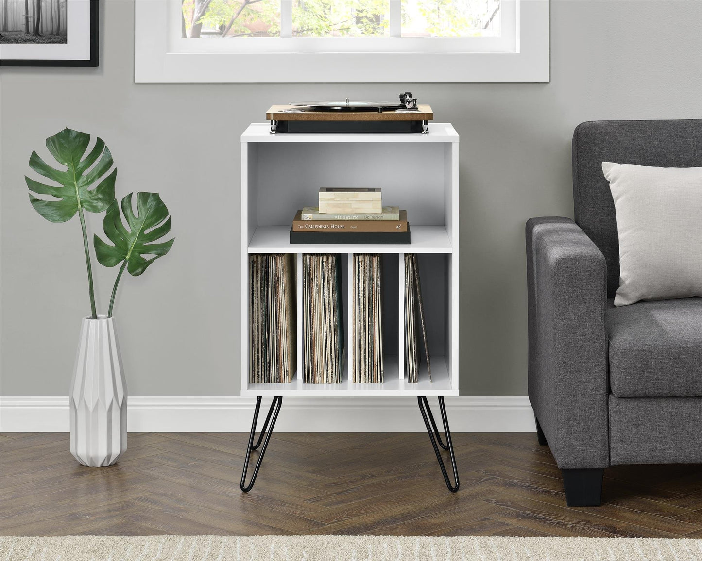 Ameriwood Harmony Turntable Stand, Wood Look White, 86.61 cm (H) x 52.58 cm (W) x 45.72 cm (D)
