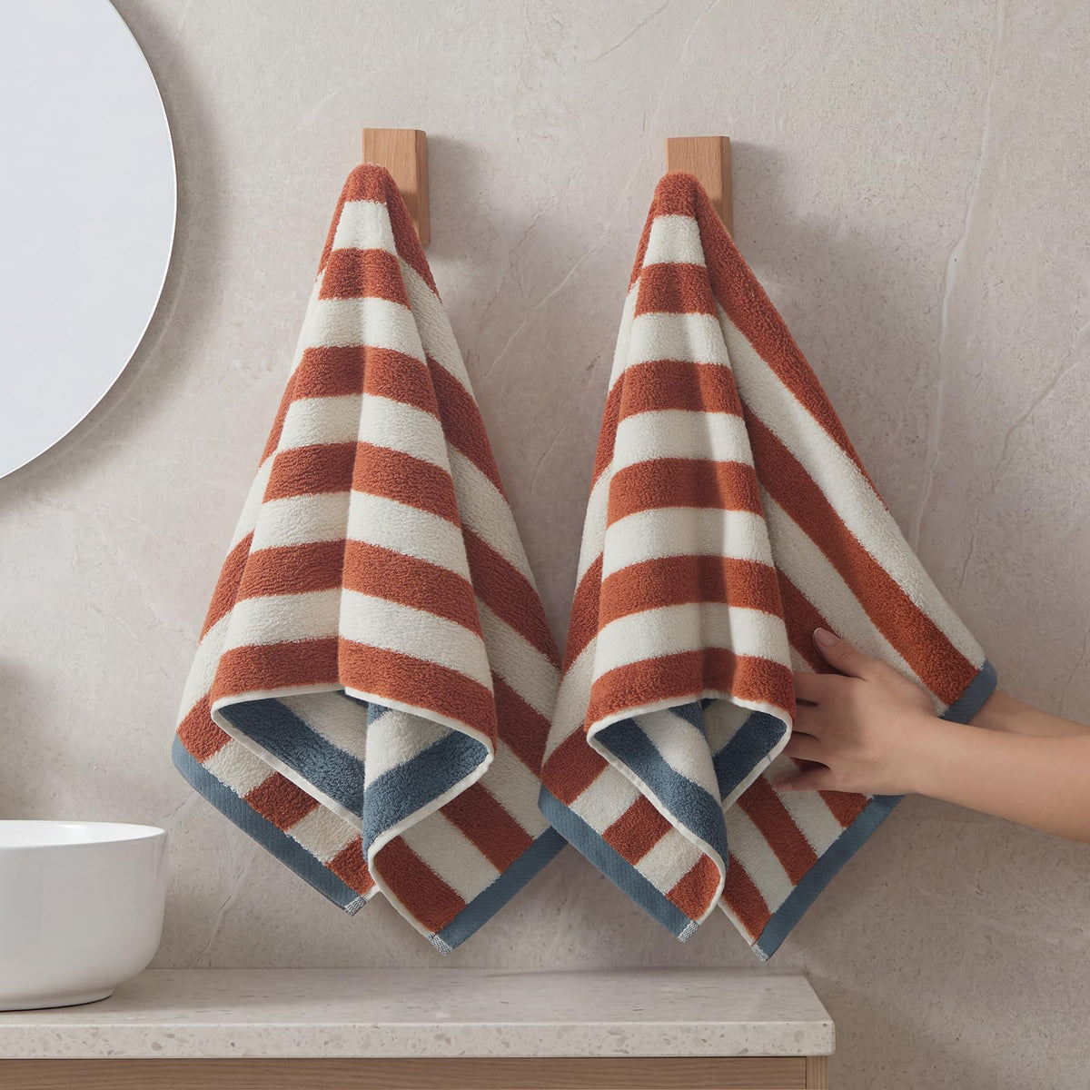 REDKISS 2 Pack Striped Hand Towels for Bathroom - 100% Cotton Decorative Hand Towel Set, 32x72cm, Soft Absorbent and Quick-Dry Towels for Bathroom