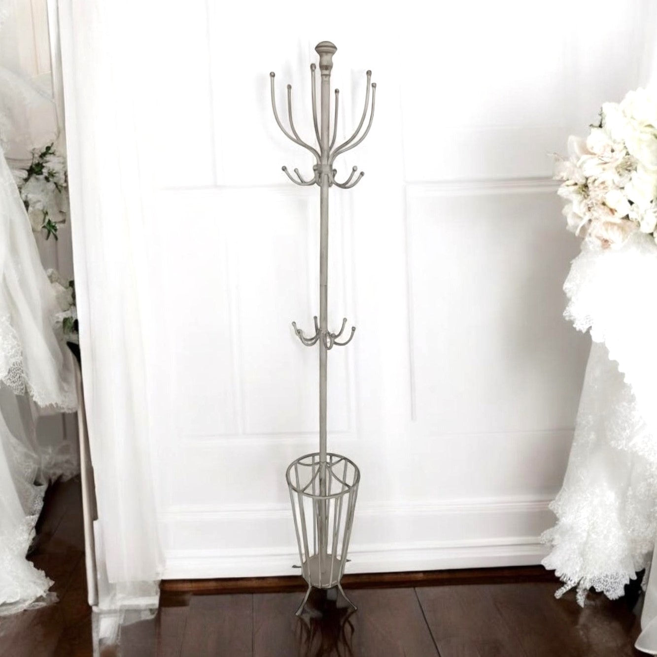 AcaciaHome Elegant and Premium 175CM Metal Coat Stand and Umbrella Holder – Sturdy and Stylish Storage for Coats, Jackets, and Durable Umbrellas for Entryways, Hallways, and Offices (Cream)
