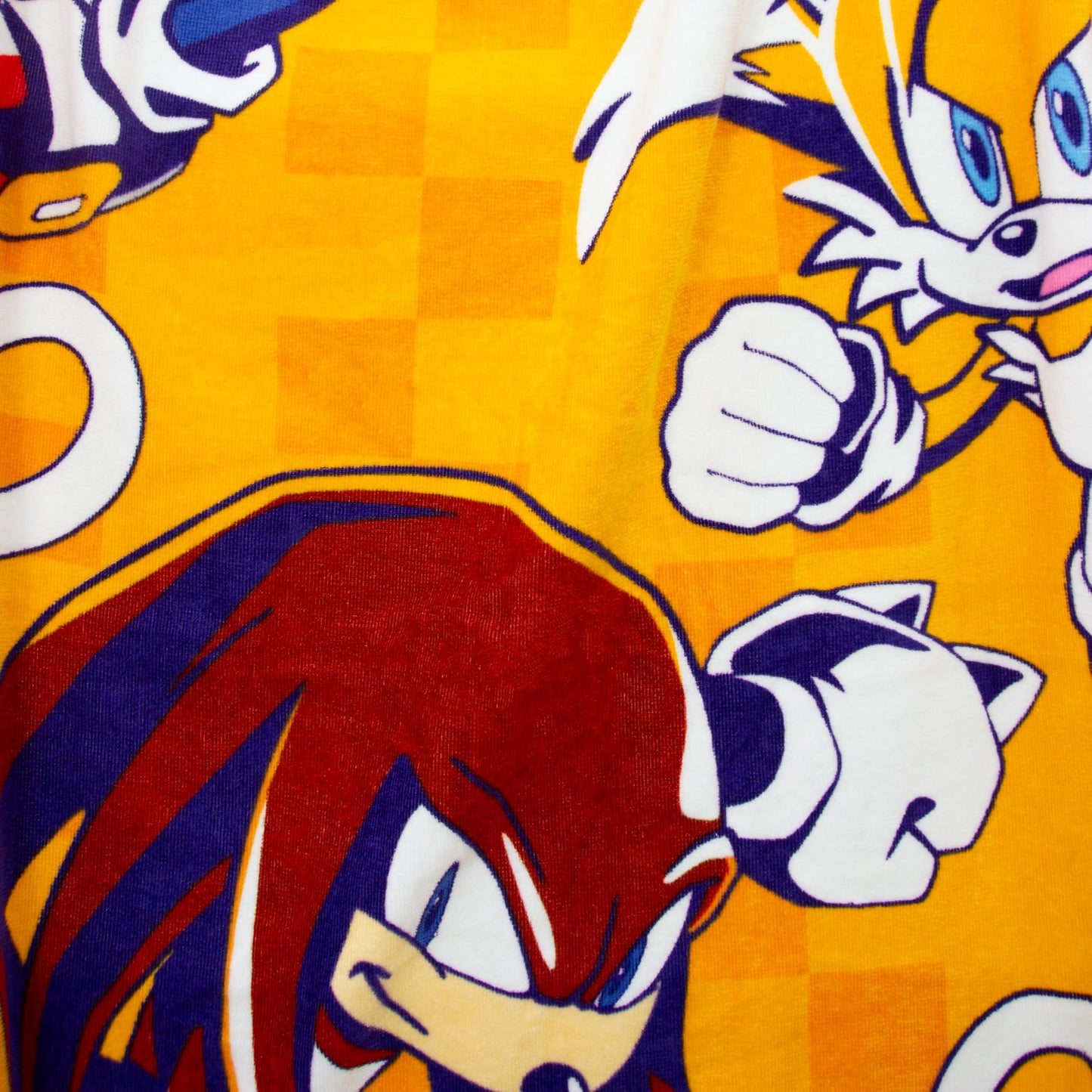 Sonic the Hedgehog Kids Officially Licenced Towel | Super Soft Feel | Play Design | Perfect The Home, Bath, Beach & Swimming Pool
