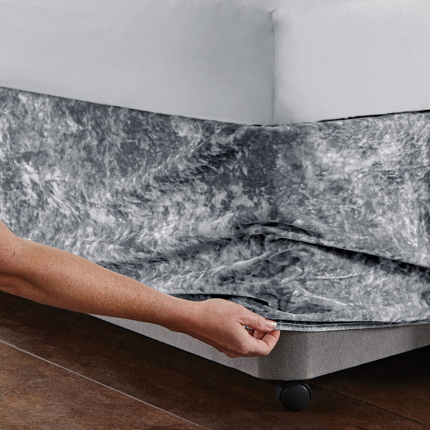 Catherine Lansfield Crushed Velvet King Divan Base Wrap Silver BD/46254/W/BWRAPK/SI