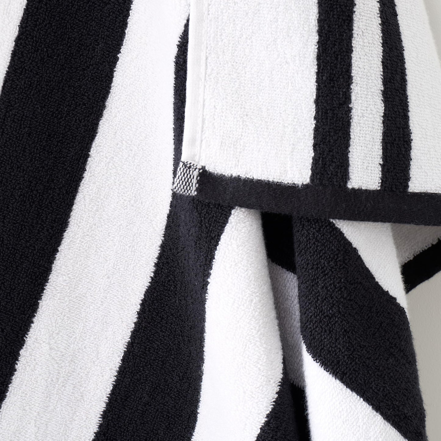 Bianca Reversible Stripe 50x90cm Cotton Jacquard Hand Towel Black