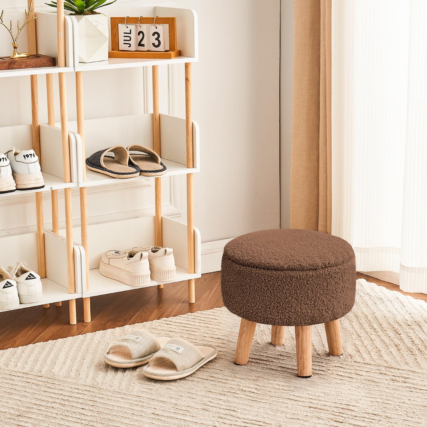 BRIAN & DANY Footstool with Storage, Small Storage Ottoman, Teddy Fleece Round Stool with Lid, Sherpa Foot Stool with Legs for Living Room Entryway