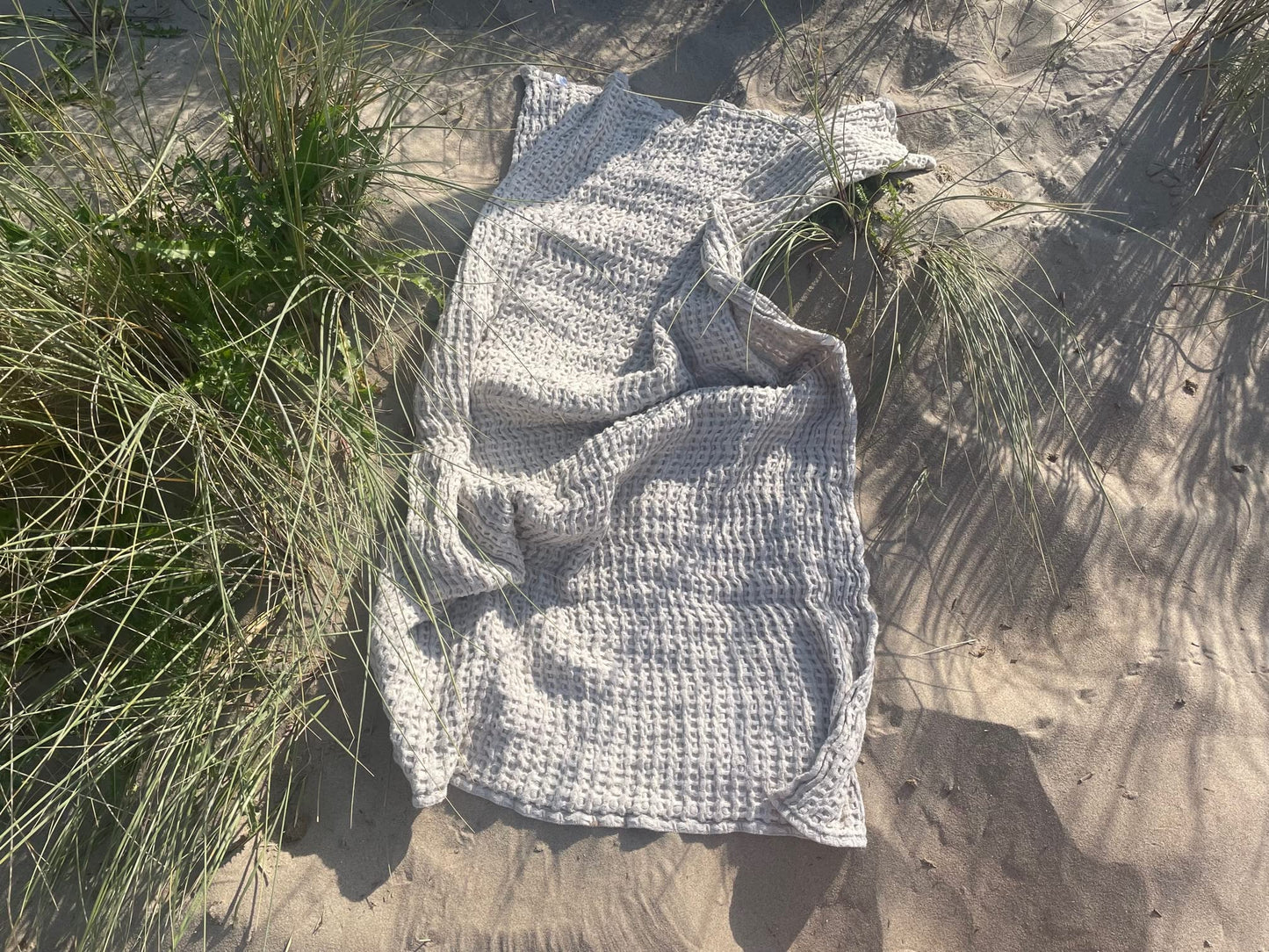 JOWOLLINA Waffle pique shower towel, bath towel, hair towel, half-linen, stonewashed natural (65 x 90 cm)