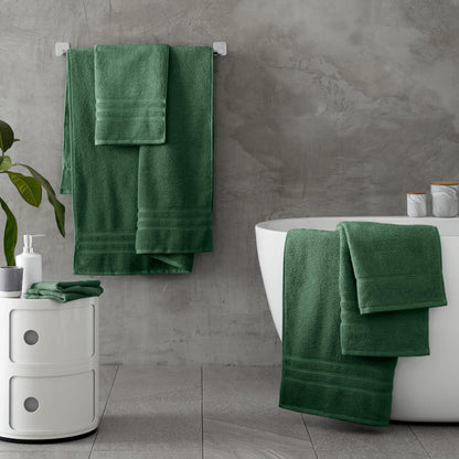 Catherine Lansfield Zero Twist Cotton 30x30cm Face Cloth Pair Dark Green