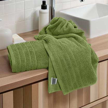 100% Cotton 8 Piece Towel Bale Set - Luxury Bathroom Towels Forest Green