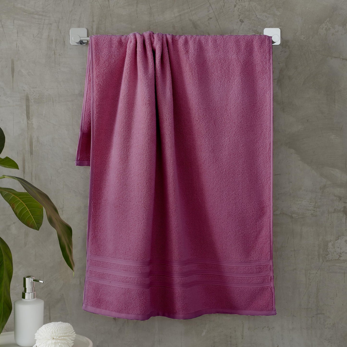 Catherine Lansfield Zero Twist Cotton 70x120cm Bath Towel Raspberry