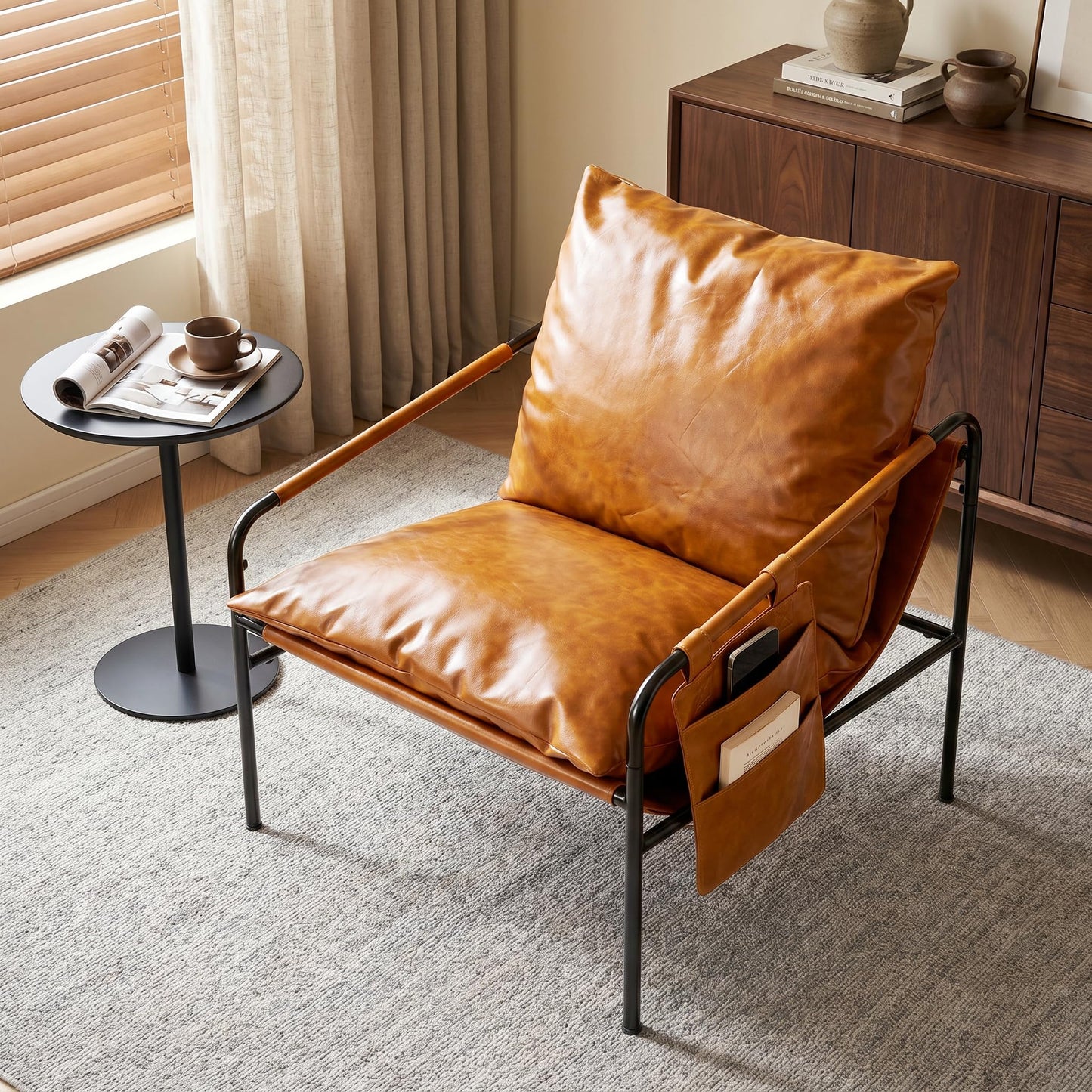 Modern Faux leather Armchair Comfy Accent Chair with Sturdy Metal Frame Wood Armrest And bag Living Room chairs Soft Cushion Lounge couch sofa Chair