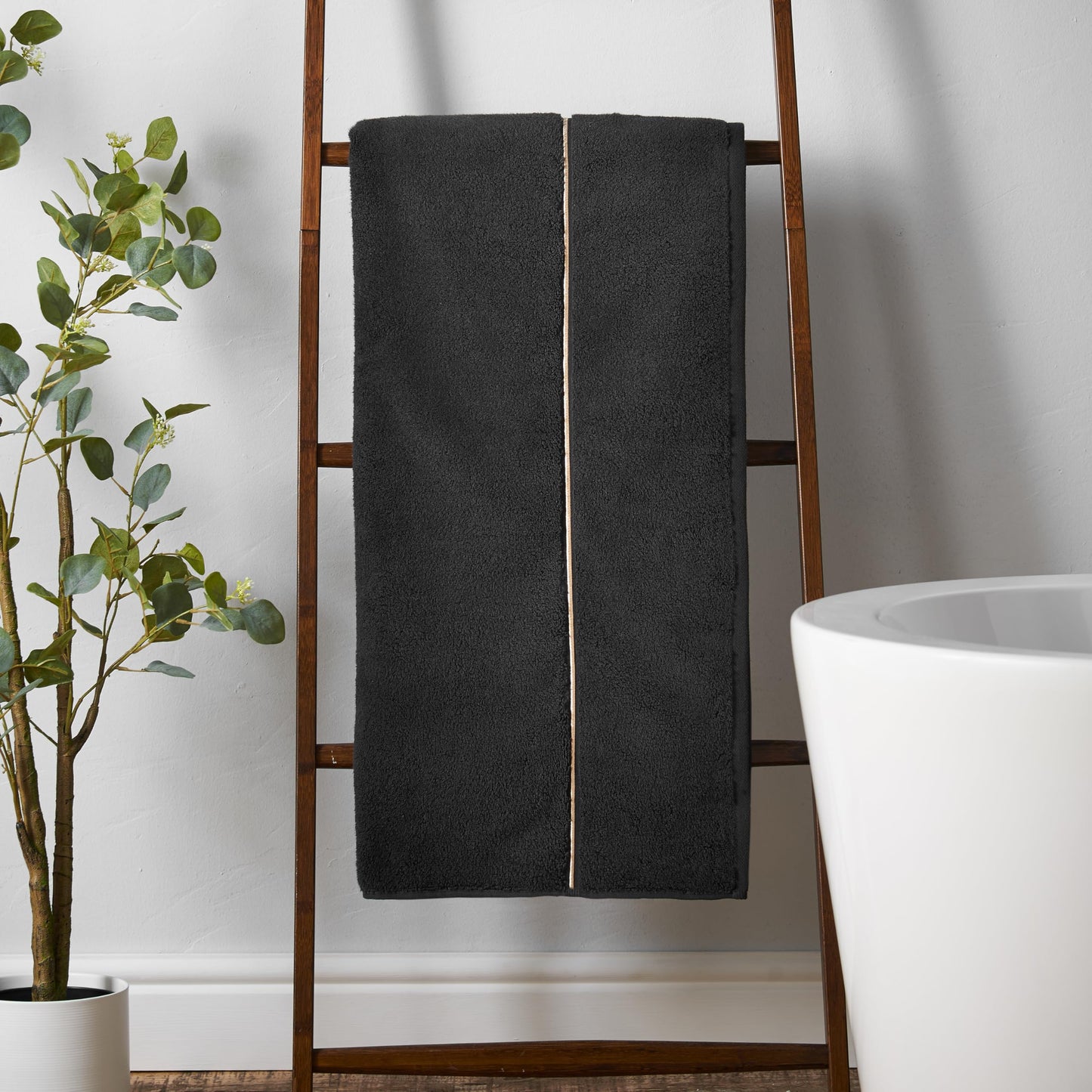 Bianca Zero Twist Satin Stitch Cotton 100x150cm Bath Sheet Black