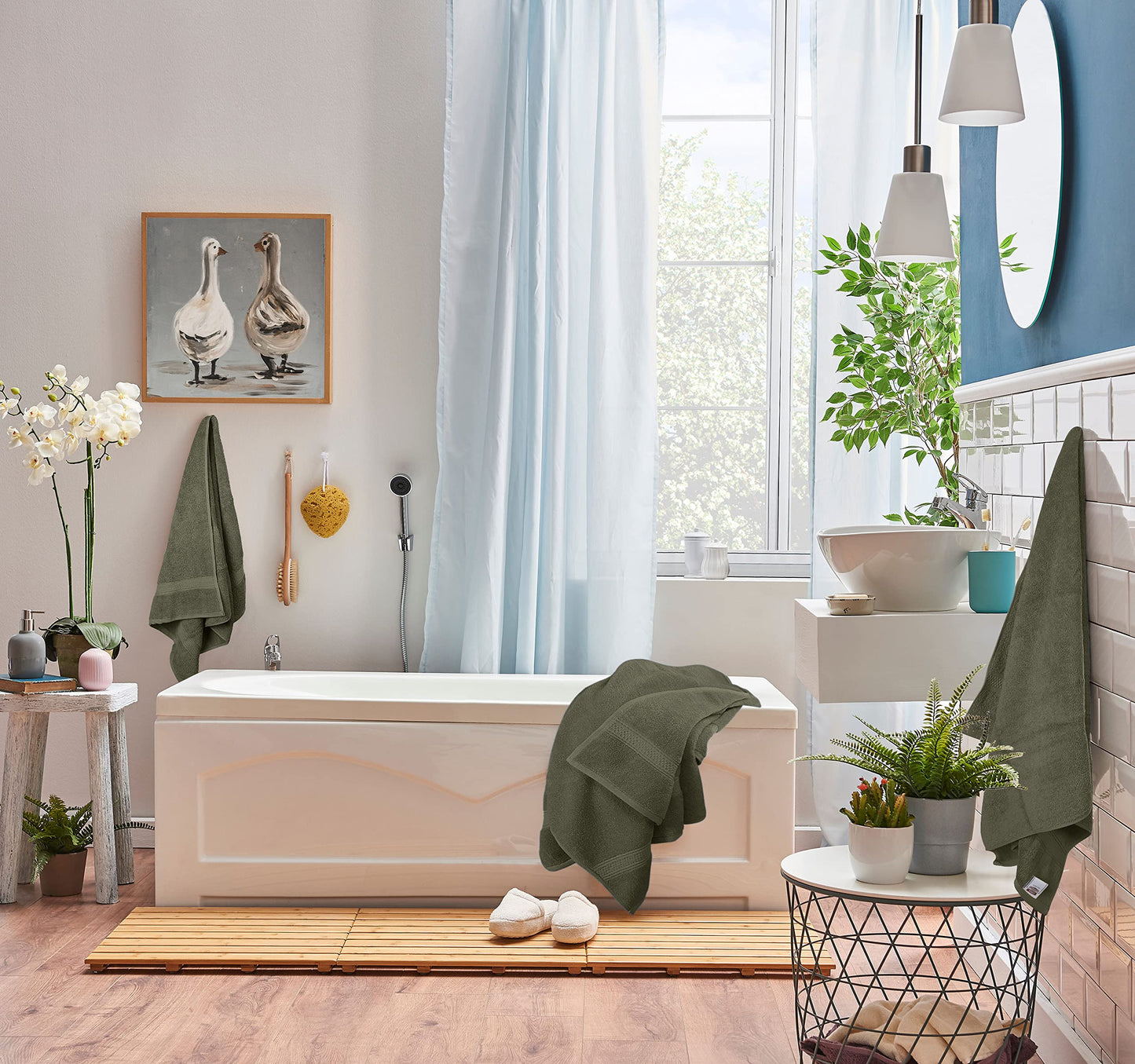 Utopia Towels 8 Piece Towel Set - 2 Bath Towels, 2 Hand Towels and 4 Washcloths Cotton Hotel Quality Super Soft and Highly Absorbent (Dusty Olive)