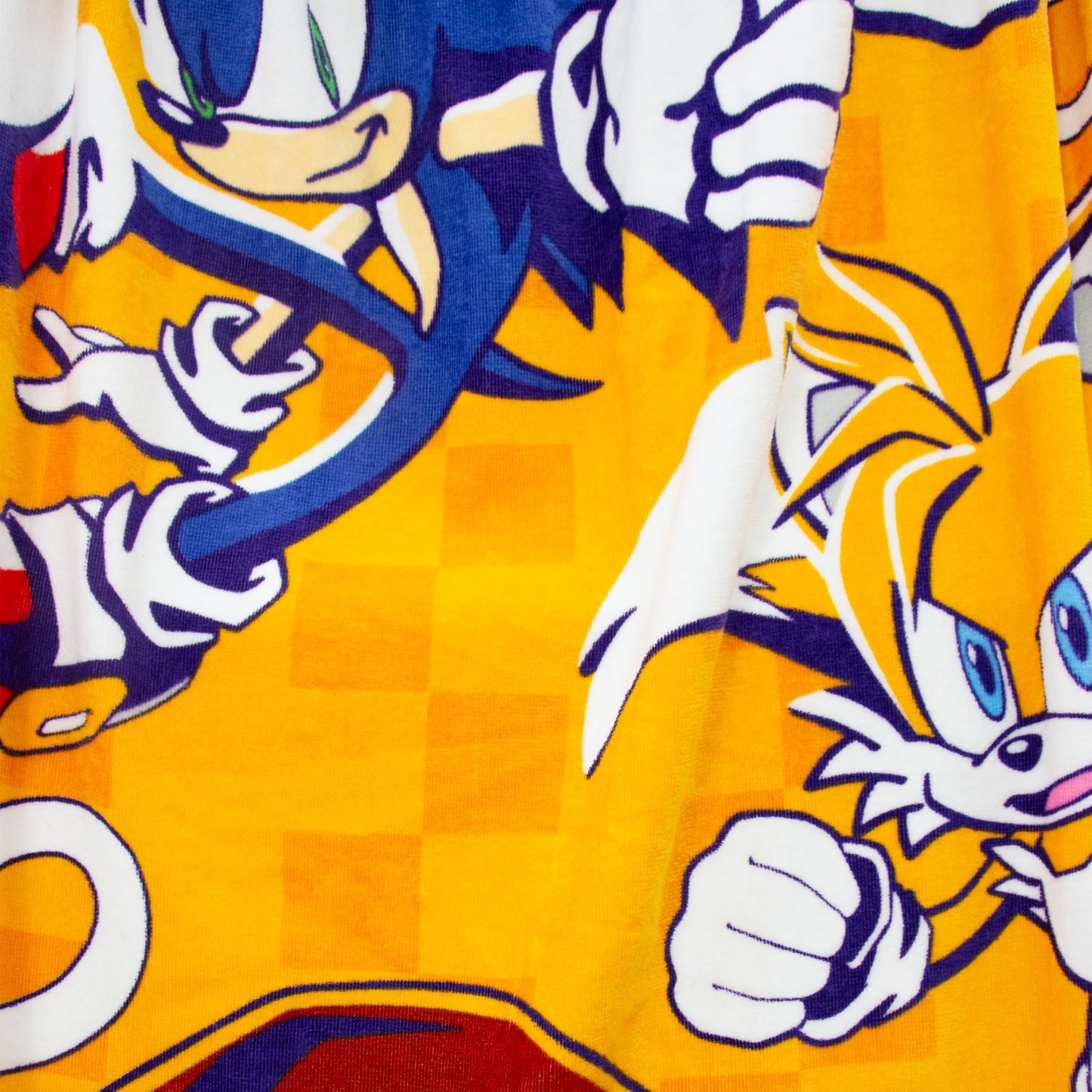 Sonic the Hedgehog Kids Officially Licenced Towel | Super Soft Feel | Play Design | Perfect The Home, Bath, Beach & Swimming Pool