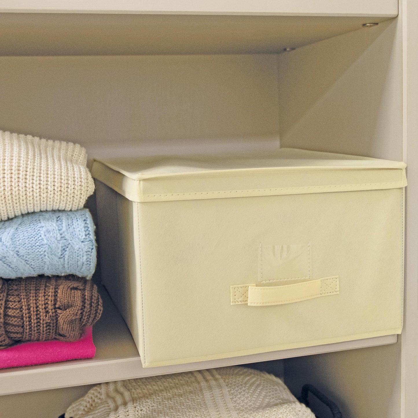 Perfetto Tnt Custody Easybox Dimension- 40 x 50 x 25 Cm., Colour- Beige