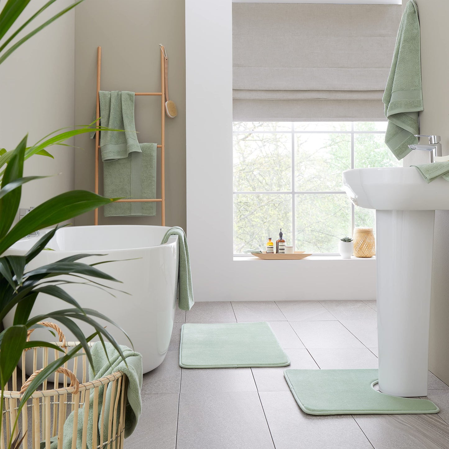 Catherine Lansfield Anti-Bacterial Hand Towel Sage