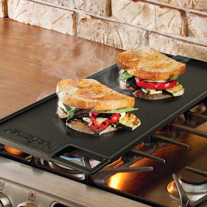 Nutrichef Reversible Cast Iron Grill Plate  45.7cm x 25.4cm, Flat & Ridged Griddle Pan for Hob, Oven & BBQ, Induction & Gas Safe, Stain-Resistant &