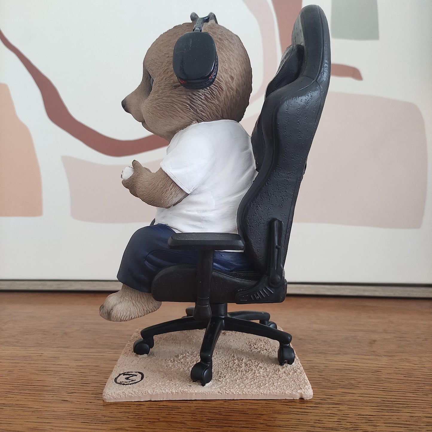 Vivid Arts Baby Meerkats (Gamer)