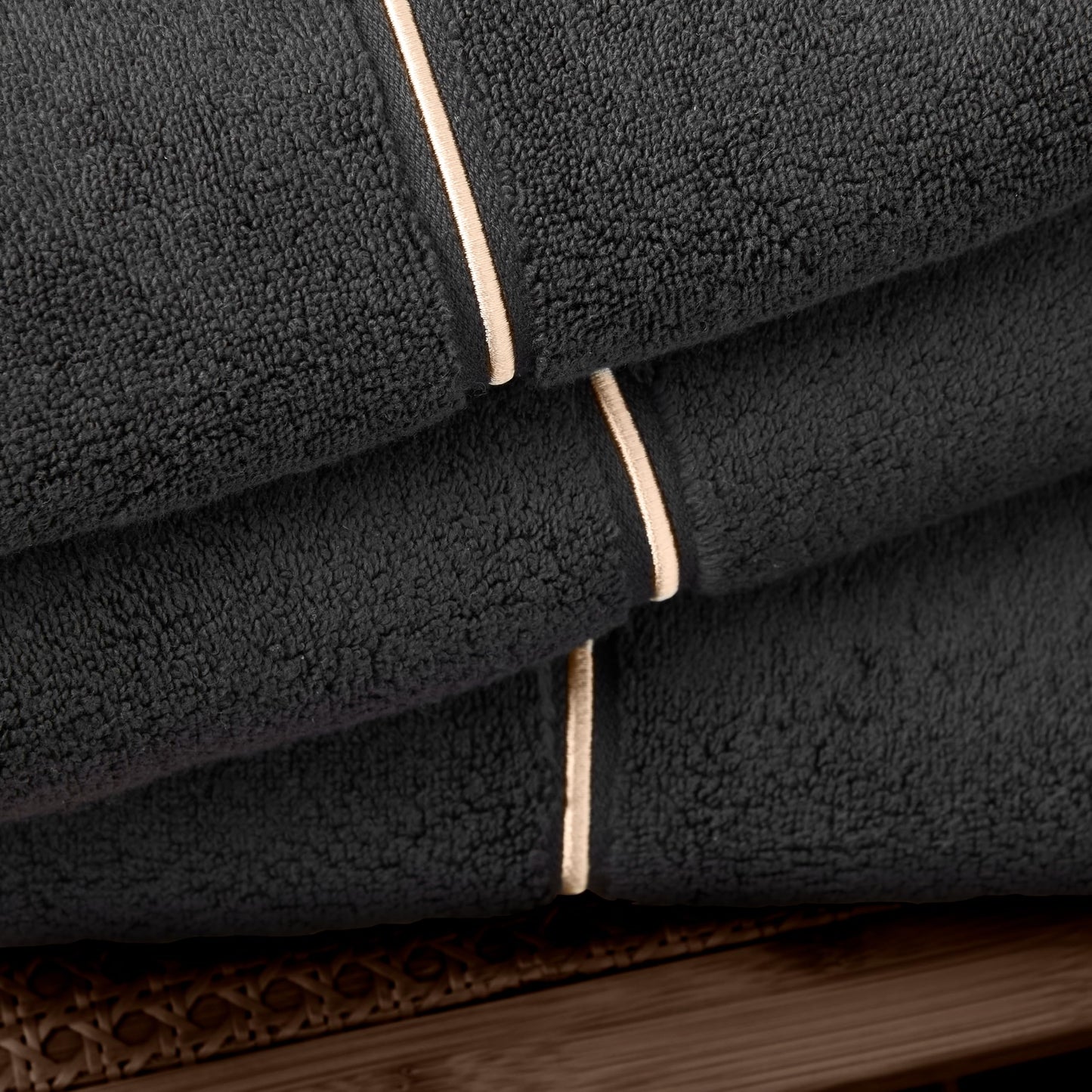 Bianca Zero Twist Satin Stitch Cotton 70x127cm Bath Towel Black