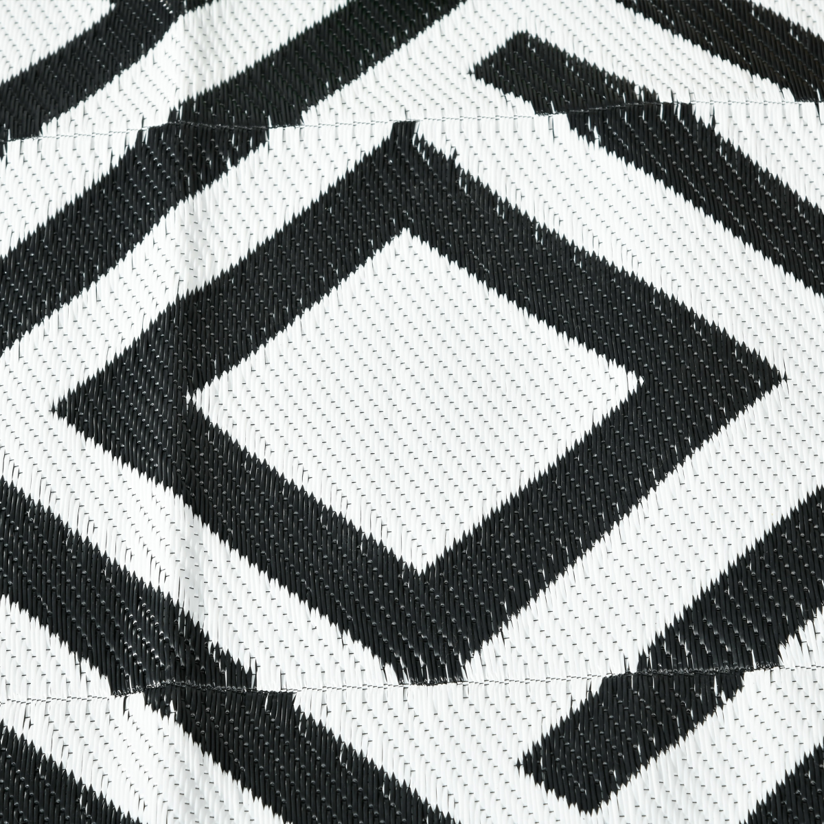 Outsunny Reversible Waterproof Outdoor Rug with Carry Bag, 182 x 274 cm, Black