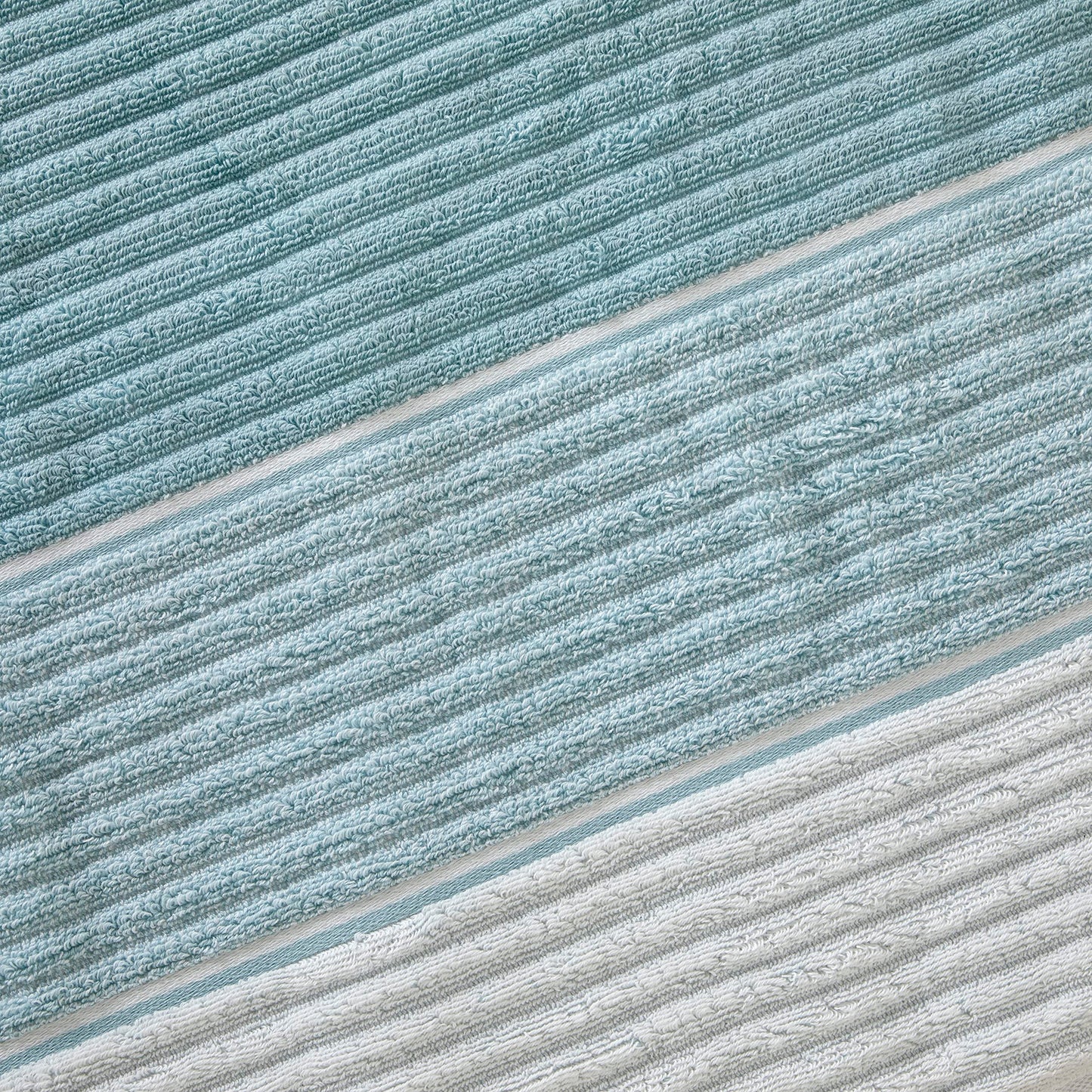 SKL Home by Saturday Knight Ltd. Planet Ombre Bath Towel, Aqua