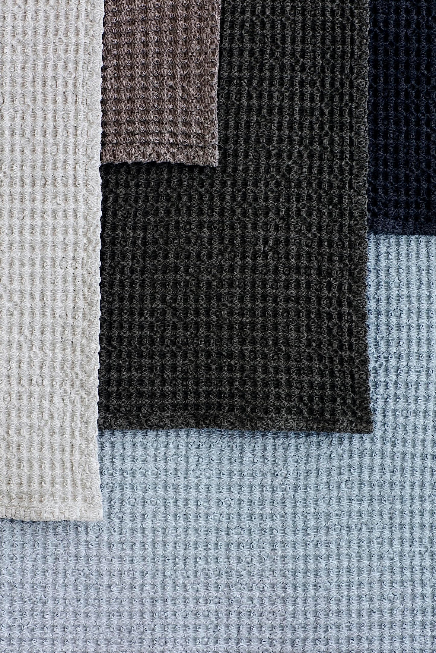 Blomus Caro hand towel, microchip, width 50 cm, depth 100 cm