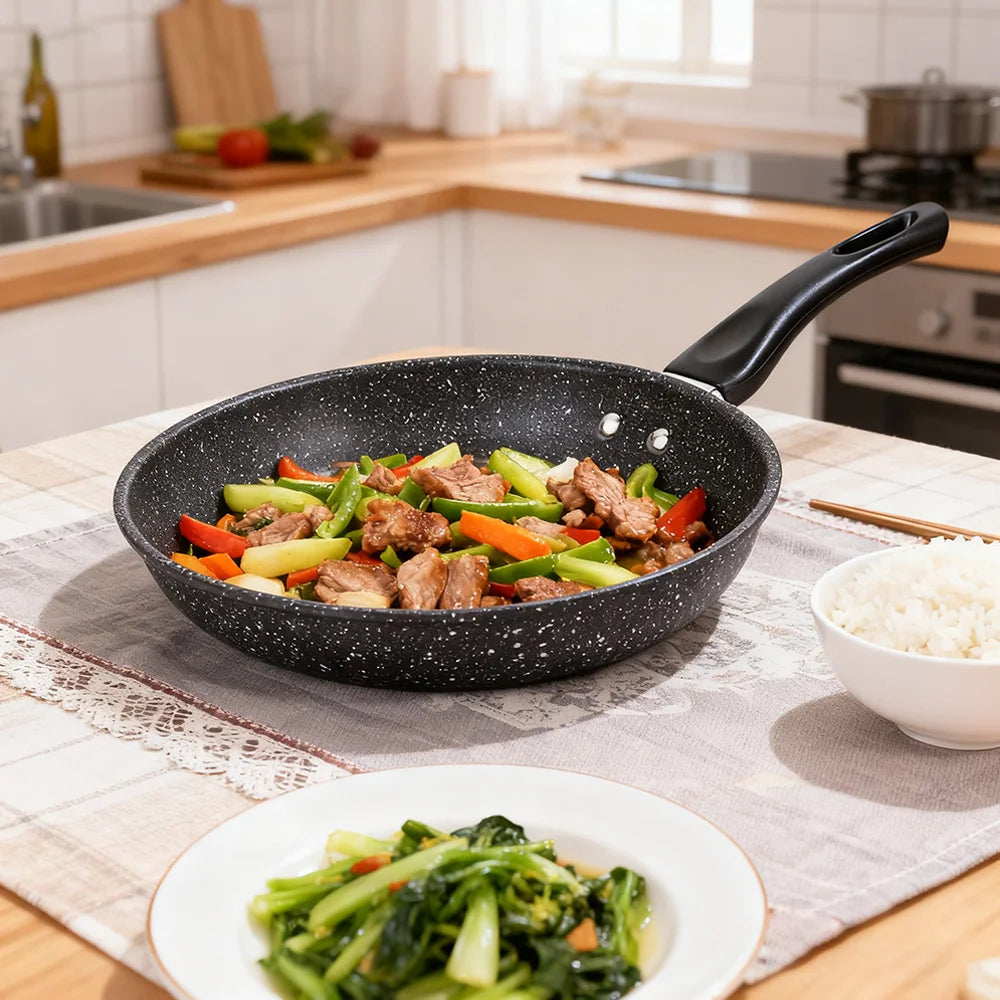 Non-stick frying pan Omelet pan Cooker Pans Pancake Egg Pan Induction Gas Stove Home Frying Pan With 15cm wooden spatula