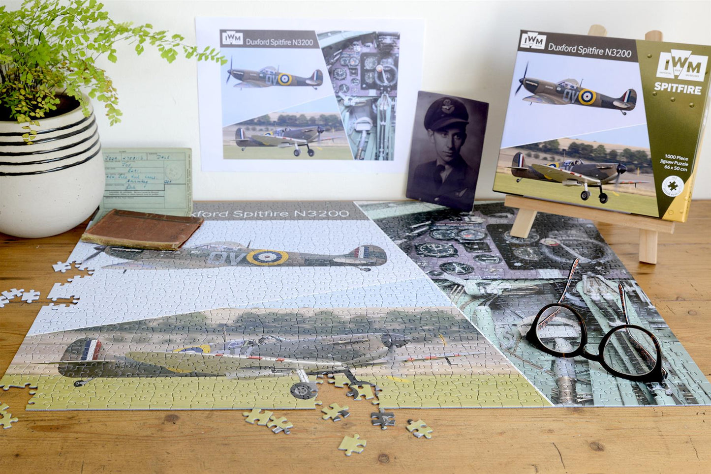 Imperial War Museum Spitfire 1000 Piece Jigsaw Puzzle