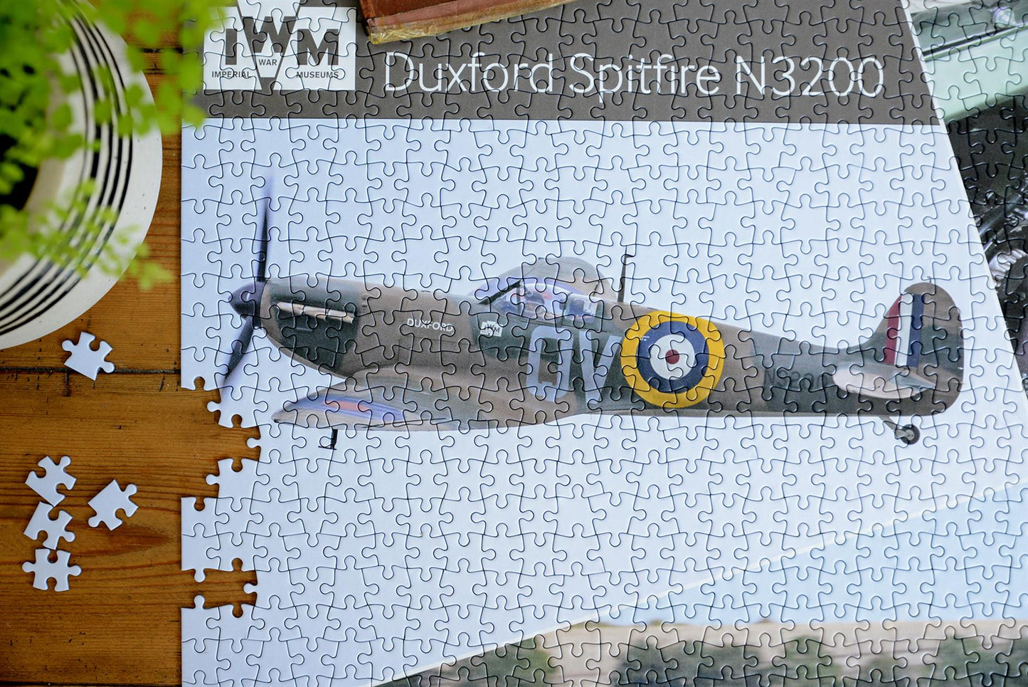 Imperial War Museum Spitfire 1000 Piece Jigsaw Puzzle