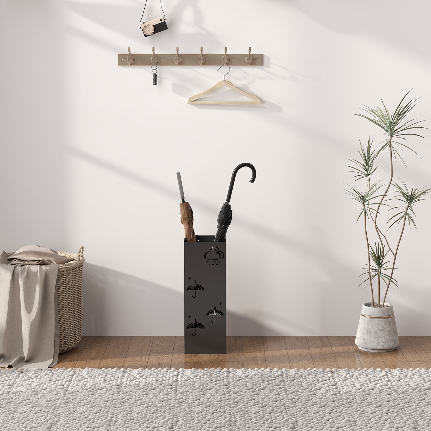 HOMCOM Decorative Umbrella Holder w/ Drip Tray 4 Hooks for Entryway Black