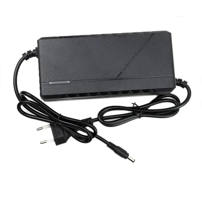 72V Charger 5A 20S Lithium-ion Battery Pack Charger 84V 5A Intelligent Fast Charging EU / US Plug With Cooling Fan