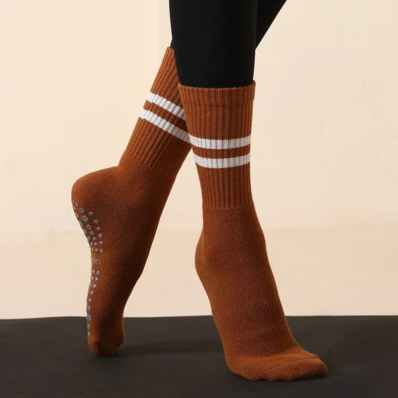 Sports Socks for Fitness Gym Women High Quality Pilates Socks Anti-Slip Breathable Backless Yoga Socks Ankle Ladies Ballet Dance