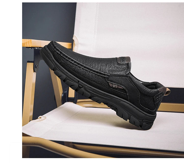 CLOHOOMen's Casual Loafers Handmade Breathable Leather Shoes with Thick Rubber Sole Comfortable Footwear Classic Hand Sewn Seams