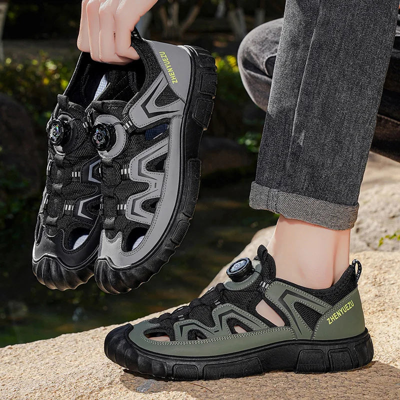 Outdoor River Tracing Shoes for Men, Hollow Breathable Anti-Smash Toe Protection Sandals, Non-Slip and Wear-Resistant, Summer Water Sports and Leisure Shoes