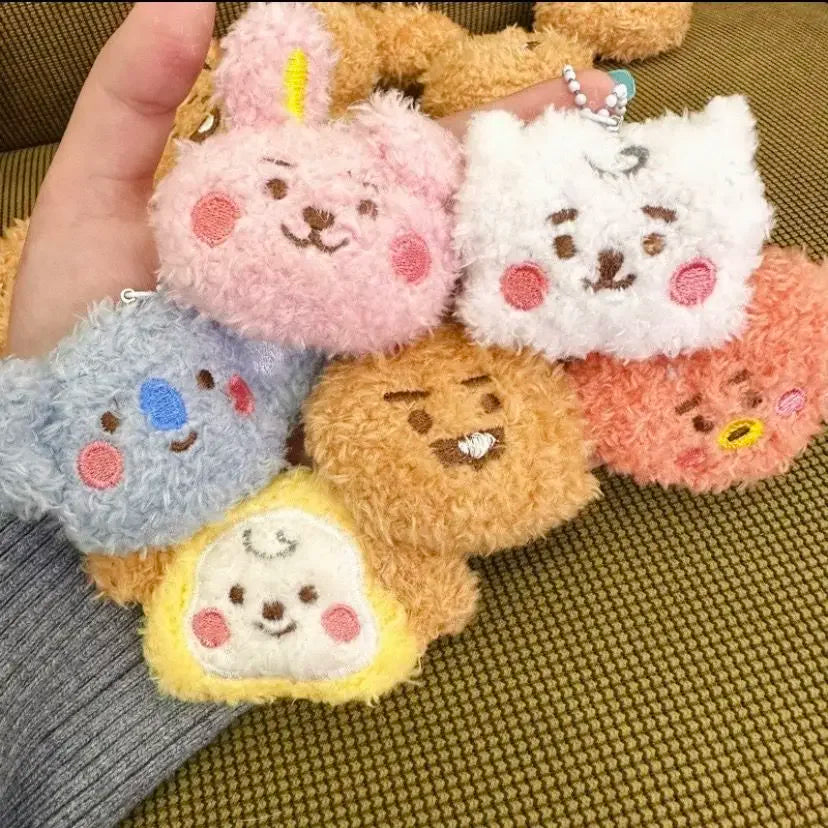 New K-pop bt21 mini plush keychain pendant doll, cute schoolbag pendant decoration, pink rabbit idol fan group purchase gift