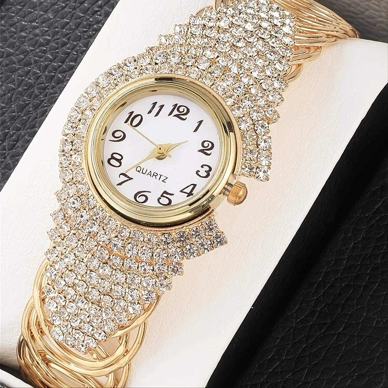 Elegant Full Rhinestone Women Watches Fashion Bracelet Bangle Ladies Quartz Wristwatch Reloj Mujer