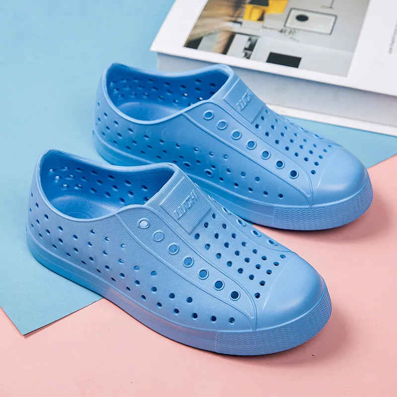 New Summer Kids Cave Shoes Boys Girls Slippers Sandals children Two Wear Antiskid Lightweight Beach Shoe Sneaker Water Shoe