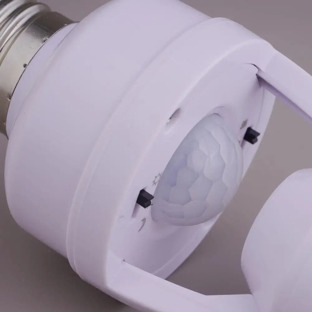 PIR Motion Sensor Lamp Holder E27 Smart Light Bulb Holder Adapter Auto On/Off Motion Light Socket for Porch Staircase Basement