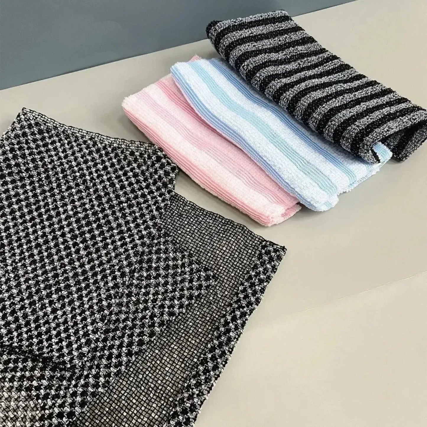 Japanese Exfoliating Bath Towel Ultra-Long Shower Scrubber for Back Antibacterial Foam Washcloth Multi-Use for Shower Skincare