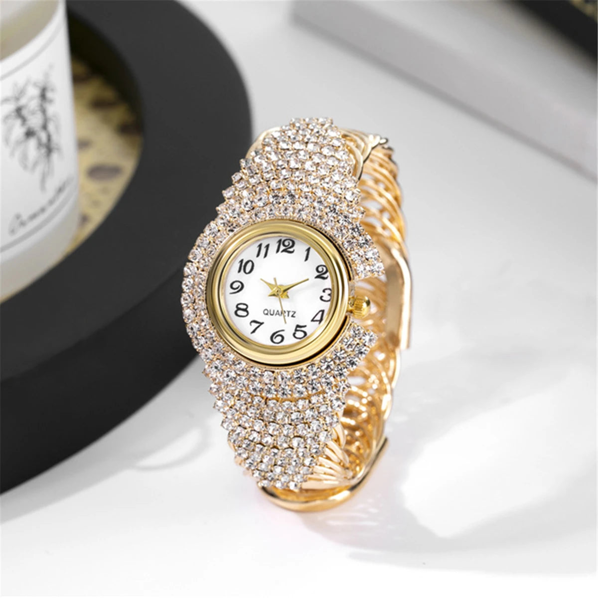 Elegant Full Rhinestone Women Watches Fashion Bracelet Bangle Ladies Quartz Wristwatch Reloj Mujer