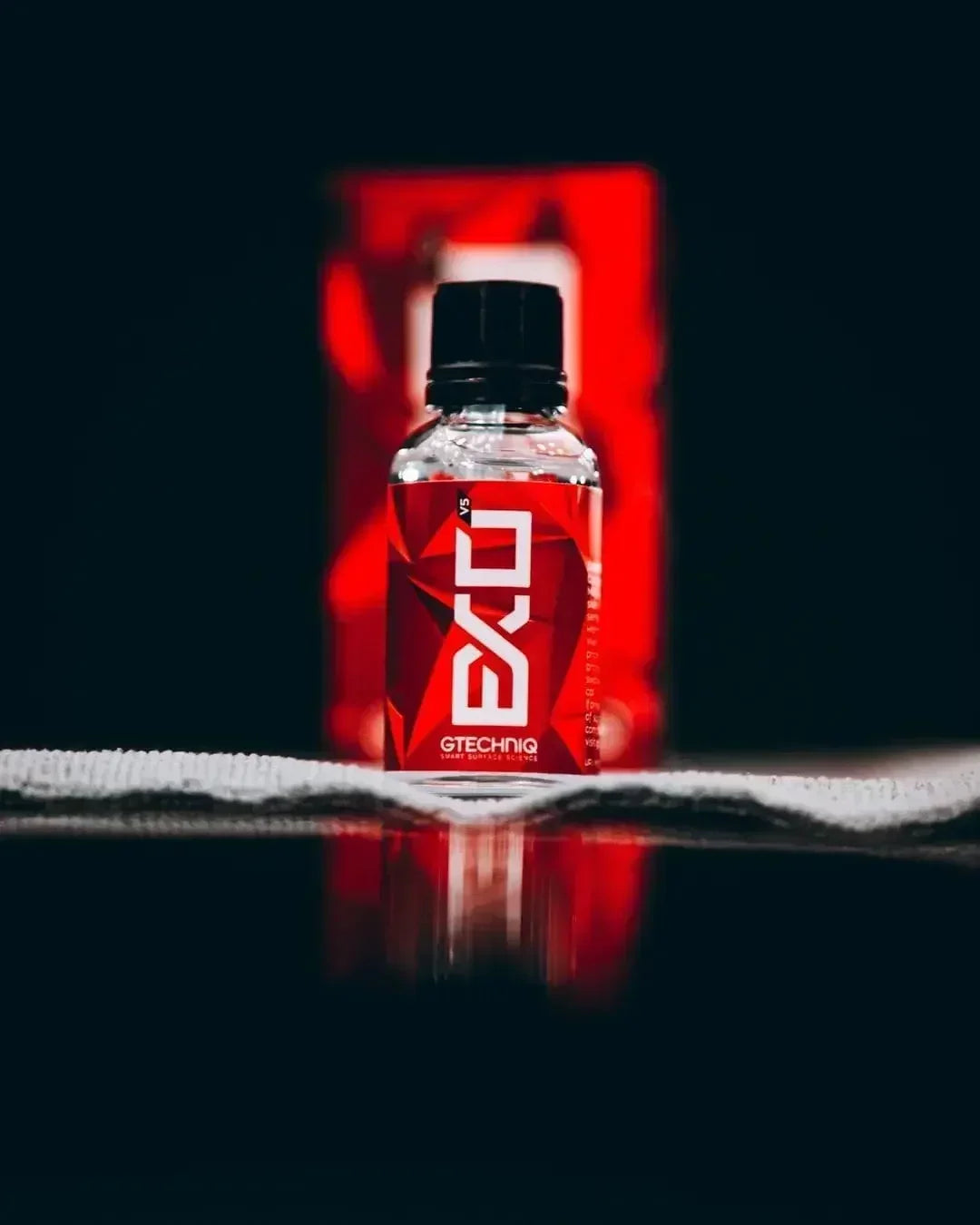Gtechniq - EXO Ultra Durable Hydrophobic Coating v5 - Protect Your Paint, Add Gloss, Repel Contaminants, Get Rid of Water-Spots