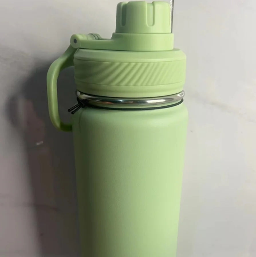 Portable Large Capacity 710ml Insulated Cup 304 Stainless Steel Yoga Pot For Male And Female Students Couple Cup Portable  Cup