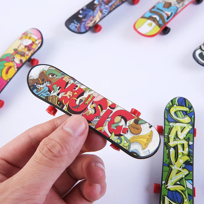 10/20Pcs Finger Skateboard Toys Creative Fingertip Fingerboards Toys for Kids Birthday Party Favors School Gift Goodies Filler