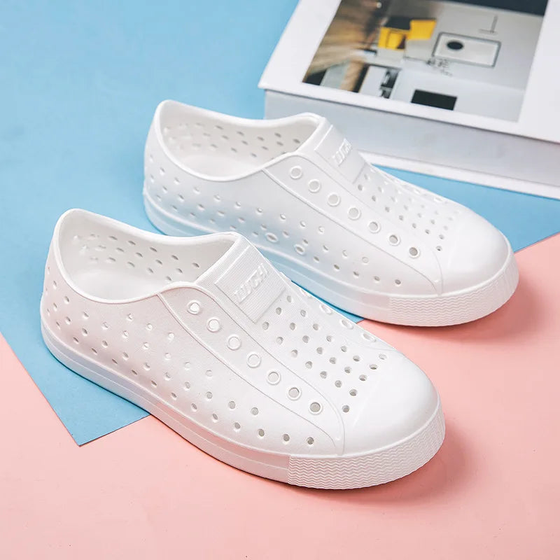 New Summer Kids Cave Shoes Boys Girls Slippers Sandals children Two Wear Antiskid Lightweight Beach Shoe Sneaker Water Shoe