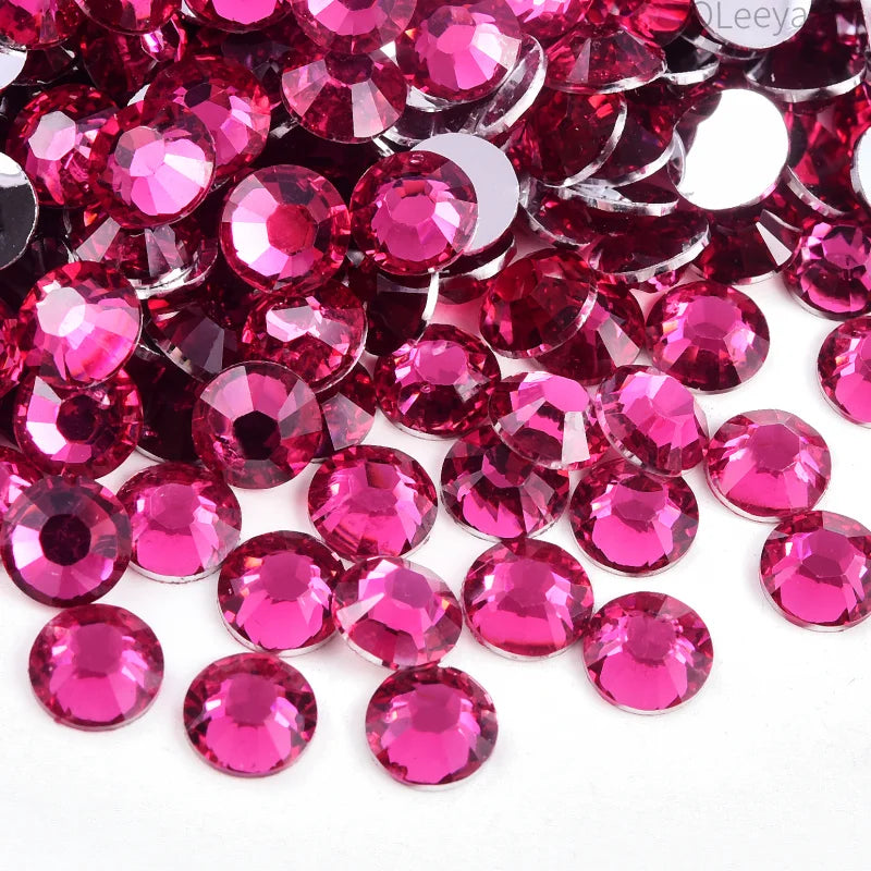 Oleeya Wholesale Flatback Silver bottom Resin Cтразы Non hotfix Rhinestones in Big Package Glitter Crystals and Strass For 네일파츠